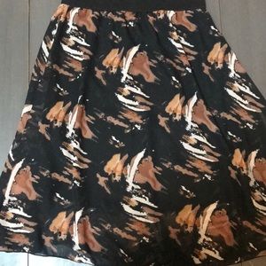 GENTLY USED Lularoe Lola